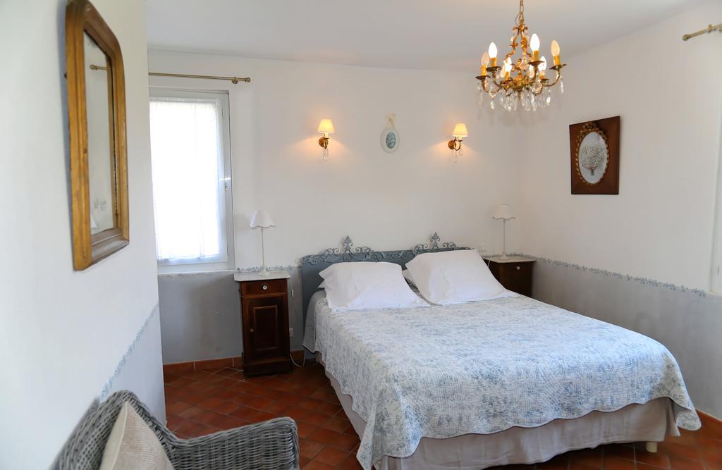 Les Tilleuls d'Elisée Vaison-la-Romaine Habitación foto